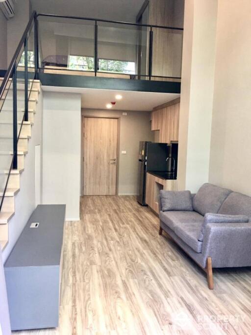 1-BR Duplex at Blossom Condo @ Sathorn-Charoenrat near BTS Surasak