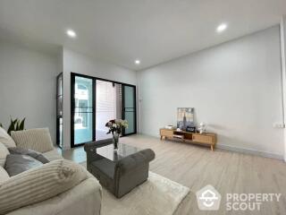 3-BR Townhouse near BTS On Nut