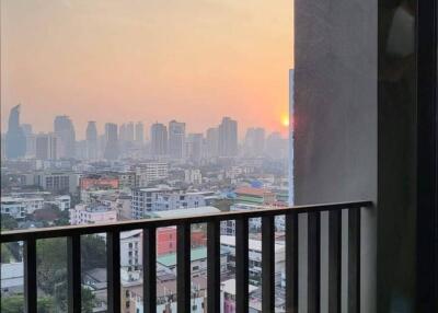 1-BR Condo at The Niche Pride Thong Lo-Phetchaburi in Bang Kapi