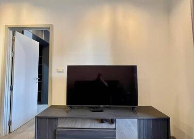 1-BR Condo at Nye By Sansiri near BTS Wongwian Yai