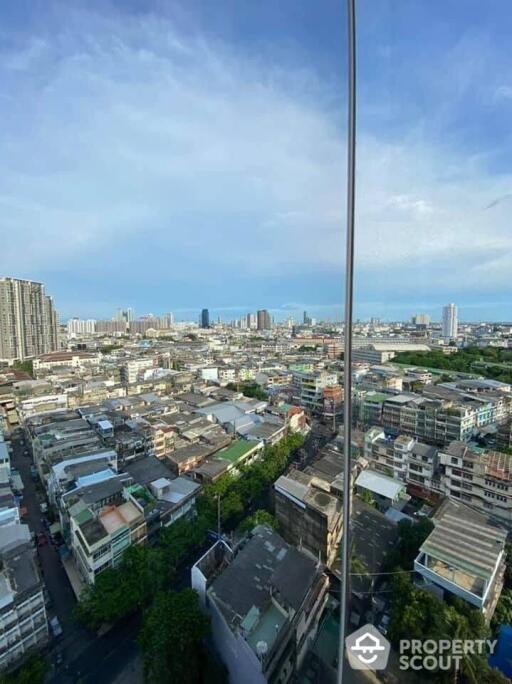 1-BR Condo at The Room Sathorn - St. Louis near BTS Surasak