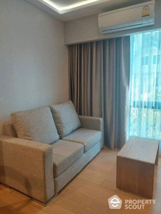 1-BR Condo at Tidy Deluxe Sukhumvit 34 near BTS Thong Lor