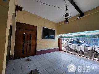 2-BR House near BTS Punnawithi