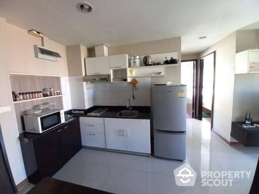 2-BR Condo at Diamond Ratchada Cool House (tower B) Condominium near MRT Huai Khwang