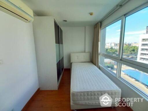 2-BR Condo at Diamond Ratchada Cool House (tower B) Condominium near MRT Huai Khwang