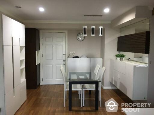 2-BR Condo at Lumpini Place Narathiwat-Chaopraya close to Phra Ram 3