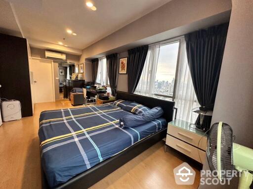 1-BR Condo at Lumpini Place Water Cliff in Chong Nonsi