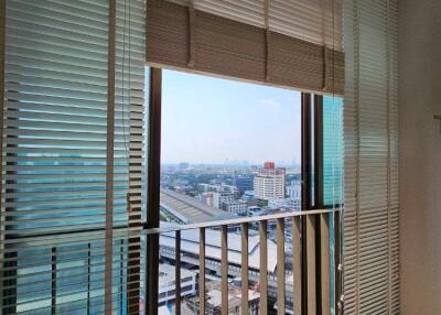 1-BR Condo at Ideo Mix Sukhumvit 103 near BTS Udom Suk