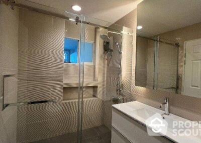 1-BR Condo at Life @ Ratchada-Suthisan near MRT Sutthisan