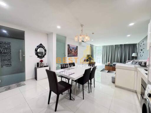 3 Bedrooms Condo in Club Royal Wongamat C011978