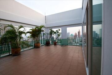 4 bedroom penthouse apartment for rent at GM Height