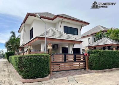 Modern 4 Bedroom Pool Villa In Dusit Park Pattaya For Sale