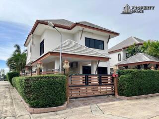 Modern 4 Bedroom Pool Villa In Dusit Park Pattaya For Sale