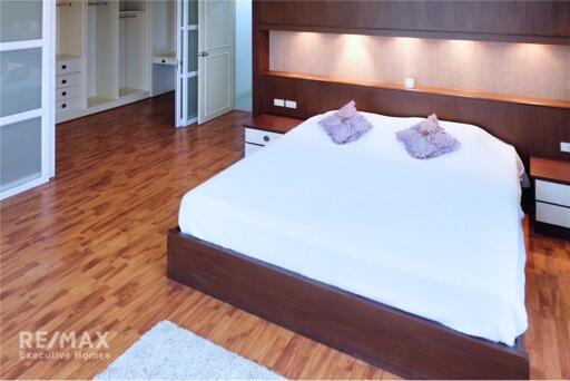 For Sale: Spacious 3-Bedroom Condo at Regent on the Park 2 in Sukhumvit 61  BTS Ekkamai 14 Mins Walk