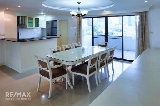 For Sale: Spacious 3-Bedroom Condo at Regent on the Park 2 in Sukhumvit 61  BTS Ekkamai 14 Mins Walk