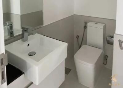 717 قدم مربع, 1 سرير, 2 حمامات شقة مدرجة بسعر AED 60,000./شهر