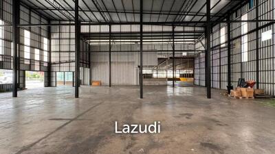 Showroom with workshop for rent in Srinakarin 34