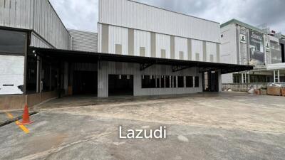 Showroom with workshop for rent in Srinakarin 34