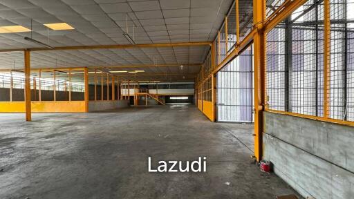 Showroom with workshop for rent in Srinakarin 34