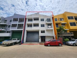 Front view of a commercial building