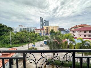 2 Bedrooms Condo in Nova Atrium Central Pattaya C003393