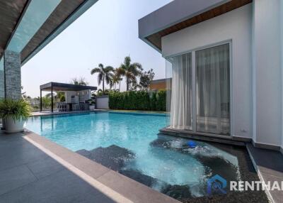 The ultra modern luxury villa in Pattaya