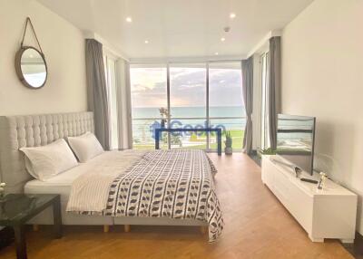 2 Bedrooms Condo in Pure Sunset Beach Na Jomtien C011736