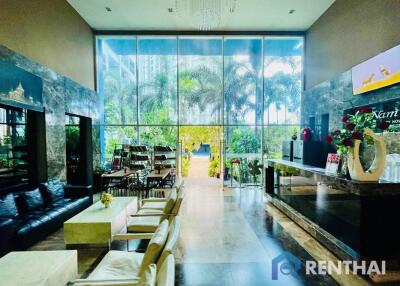 Fully-Furnished 2-Bed Condo in Pattaya