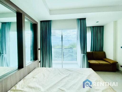 Fully-Furnished 2-Bed Condo in Pattaya