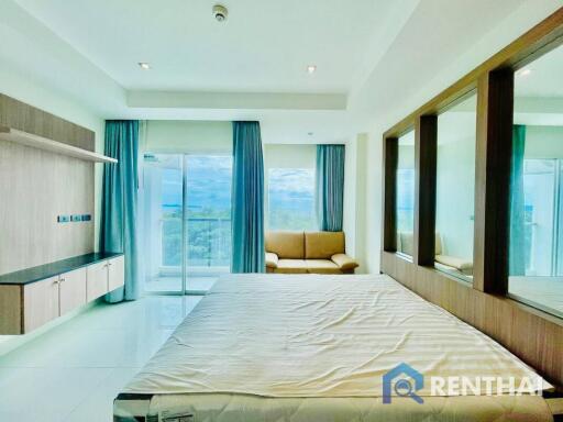 Fully-Furnished 2-Bed Condo in Pattaya