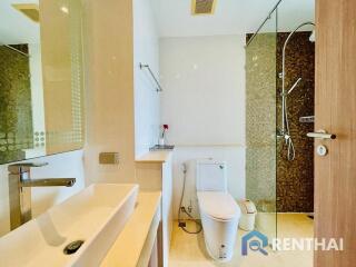 Fully-Furnished 2-Bed Condo in Pattaya