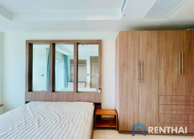 Fully-Furnished 2-Bed Condo in Pattaya