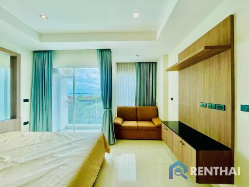 Fully-Furnished 2-Bed Condo in Pattaya