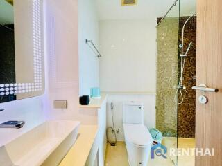 Fully-Furnished 2-Bed Condo in Pattaya