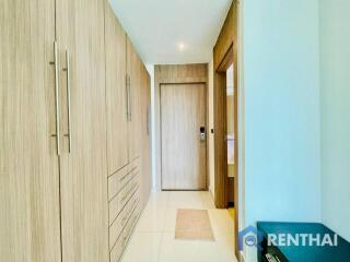 Fully-Furnished 2-Bed Condo in Pattaya