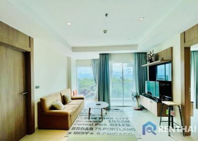 Fully-Furnished 2-Bed Condo in Pattaya