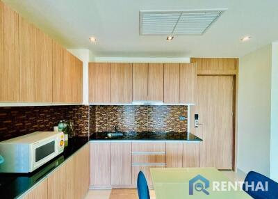 Fully-Furnished 2-Bed Condo in Pattaya