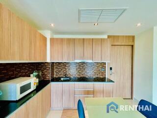 Fully-Furnished 2-Bed Condo in Pattaya