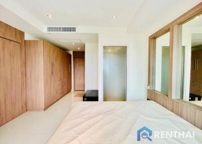 Fully-Furnished 2-Bed Condo in Pattaya