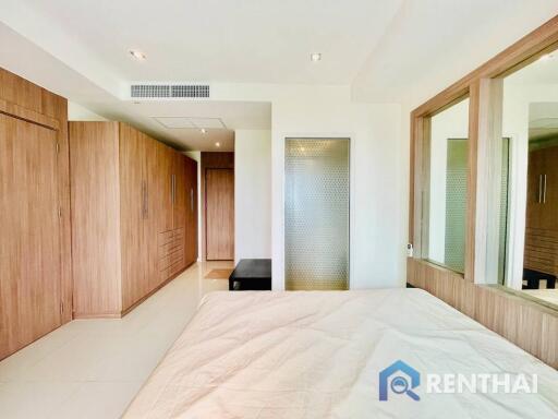 Fully-Furnished 2-Bed Condo in Pattaya