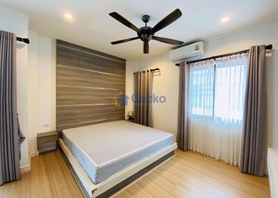 3 Bedrooms House in The Pattalet East Pattaya H009556