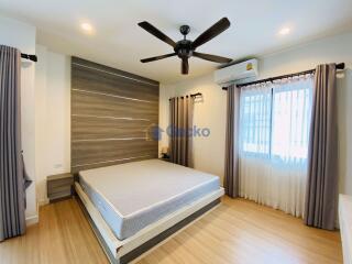 3 Bedrooms House in The Pattalet East Pattaya H009556