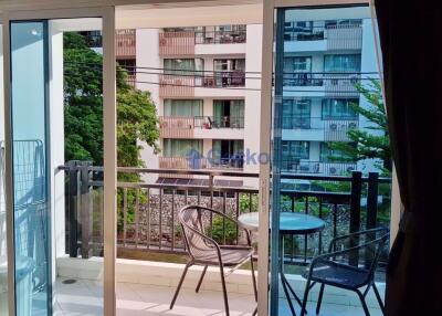 Studio Condo in Avenue Residence Central Pattaya C009210