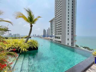 1 Bedroom Condo in The Riviera Wong Amat Beach Wongamat C009798