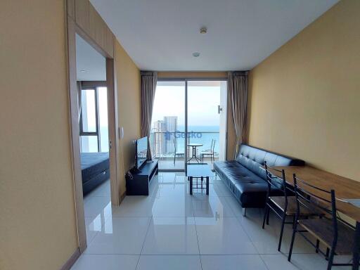 1 Bedroom Condo in The Riviera Wong Amat Beach Wongamat C009798