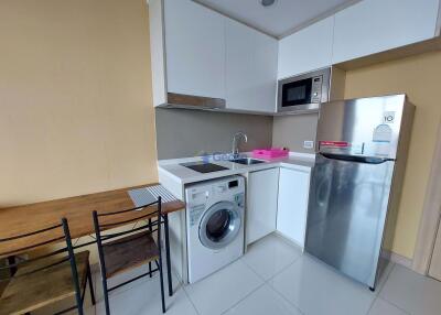 1 Bedroom Condo in The Riviera Wong Amat Beach Wongamat C009798