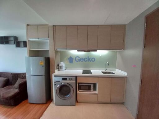 1 Bedroom Condo in The Winner Pratumnak C009411