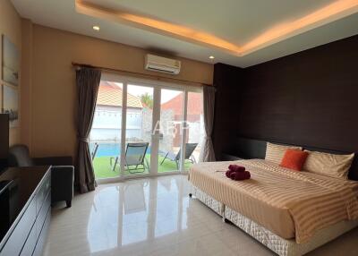 3 bed 3 bath Pool Villa in Jomtien