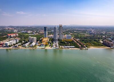 คอนโดนี้มี 2 ห้องนอน  อยู่ในโครงการ คอนโดมิเนียมชื่อ The Residences @ Dream Pattaya 