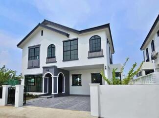 House for Sale in San Phak Wan, Hang Dong